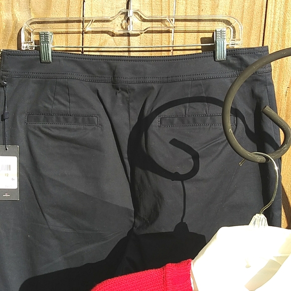 Tommy Hilfiger Pants - Picture 3 of 9